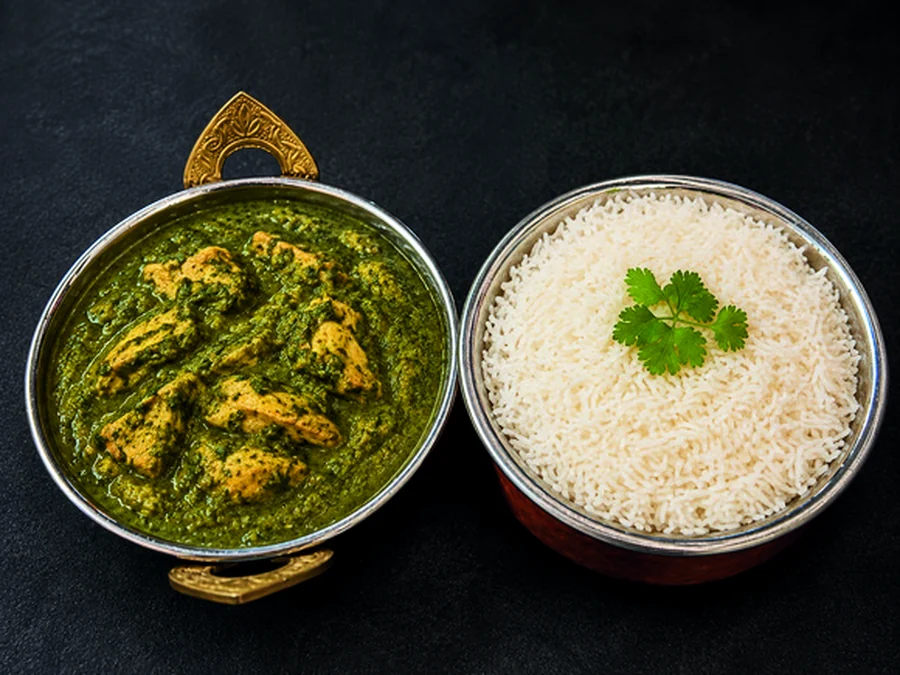 Chicken Saag — Curry at Hot 'N Spicy Restaurant & Bar, Fairfield, OH